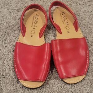 Avarcas Red Leather Sandals Size 38/8